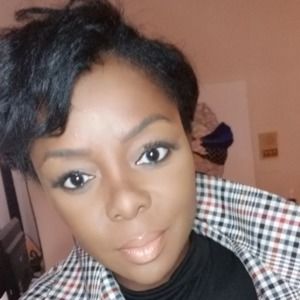 Meet your Posher, Yemisi